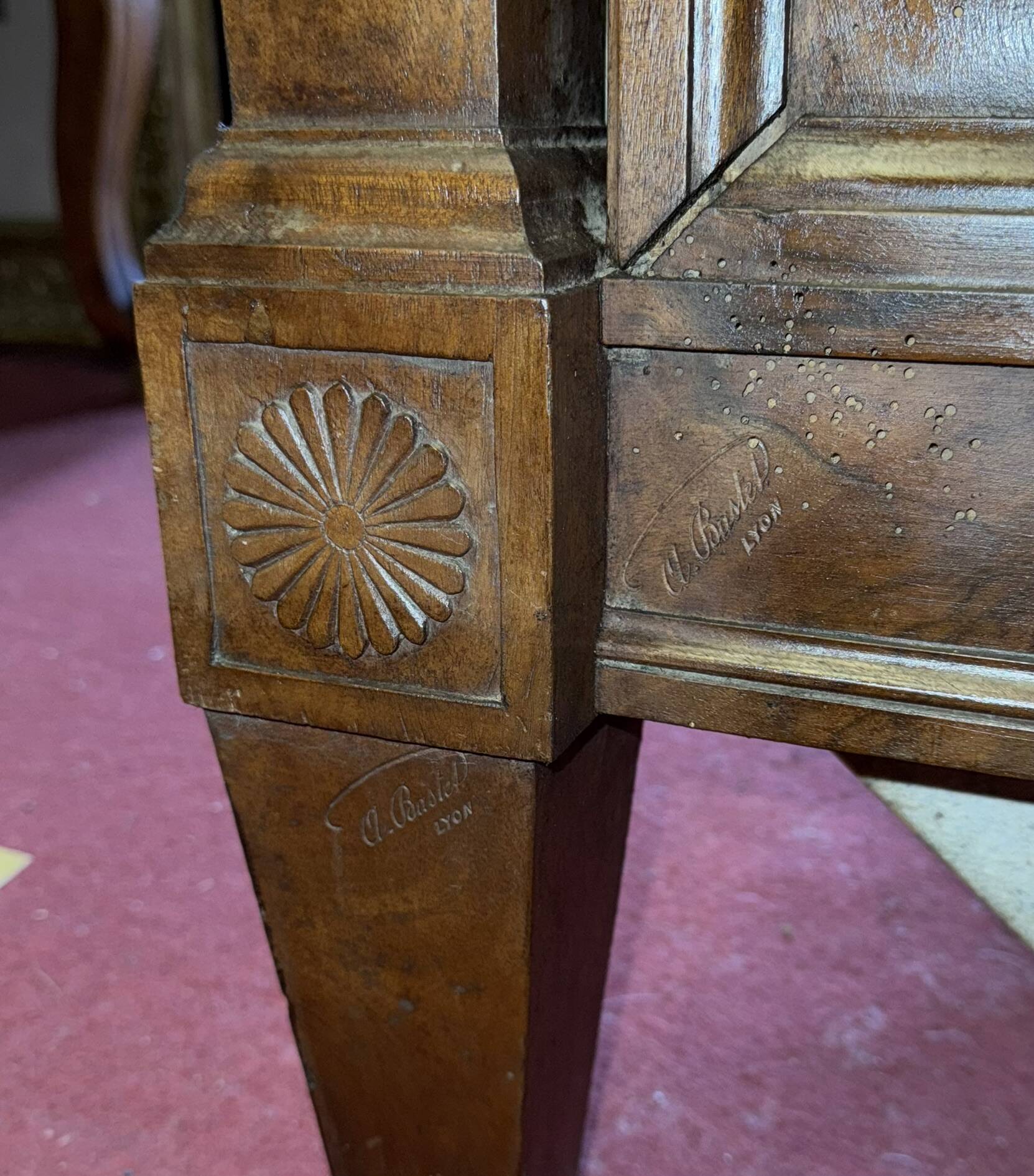 Bastel stamped bed from the Empire Consulate period in walnut circa 1800