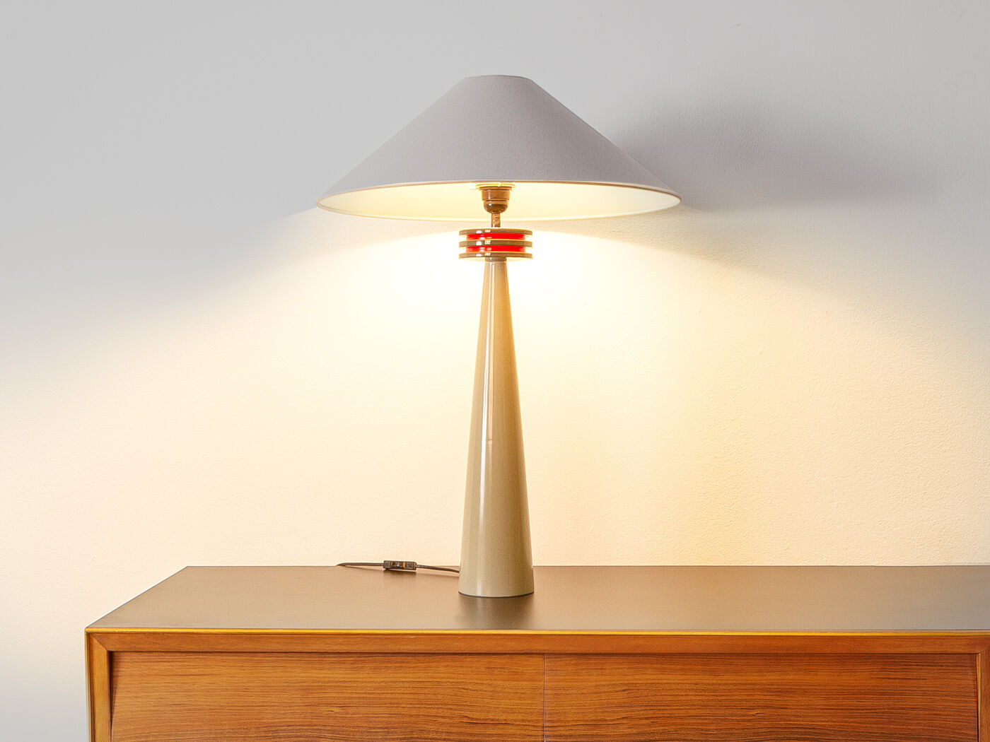 Memphis design table lamp, Olivier Villatte