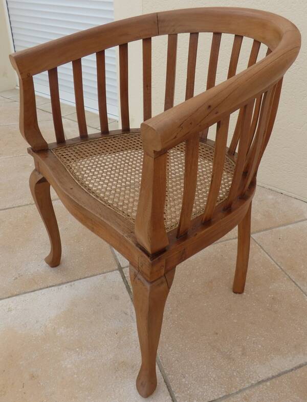 2 Colonial armchairs in natural solid wood with cane seats