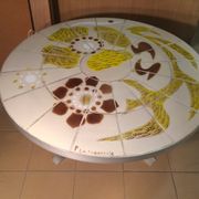Round vintage coffee table with ceramic tray - 70s