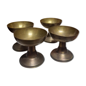 Lot de quatre coupelles apéritif