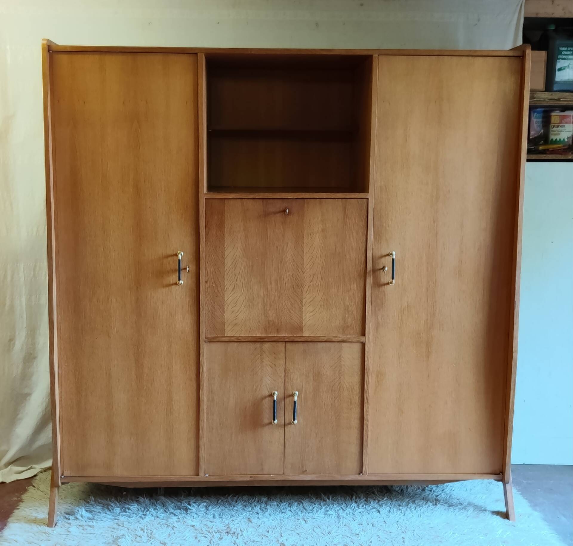 Wooden cabinet with tapered legs - French cabinetmaker - 1960s