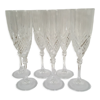 Chiseled crystal champagne flutes