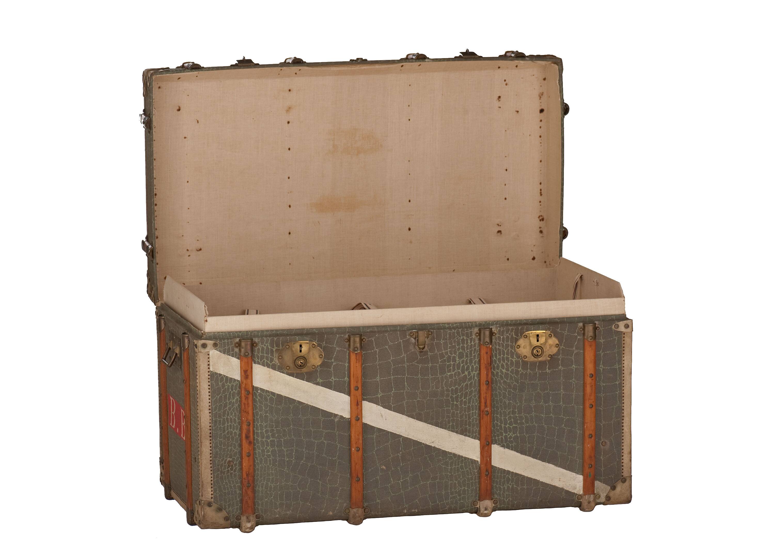 Anc Large cabin trunk in khaki canvas with a snakeskin effect, wood & brass