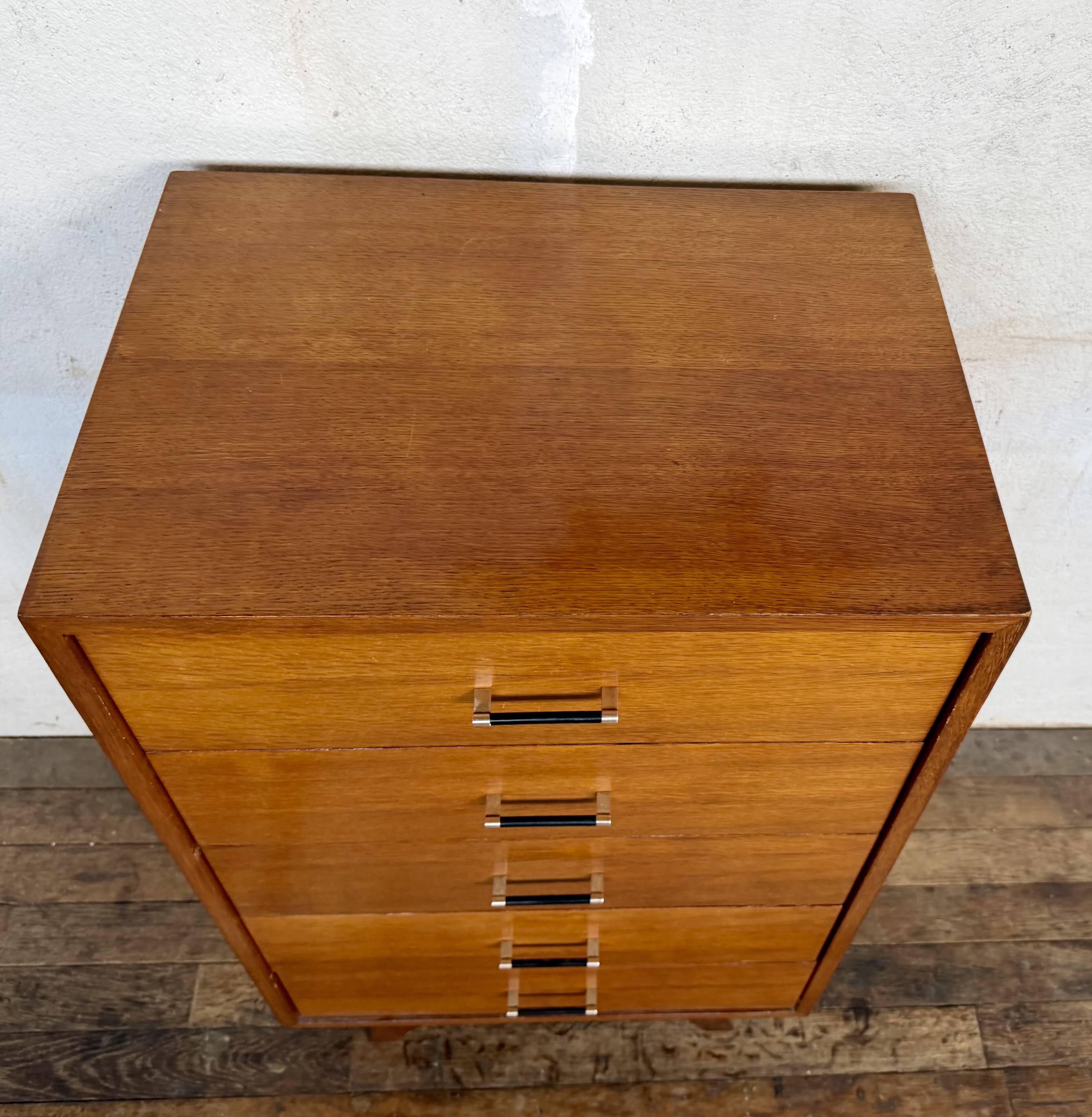 Vintage honey oak chest of drawers – Compass legs
