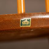 Set of 2 Windsor chairs with armrests.