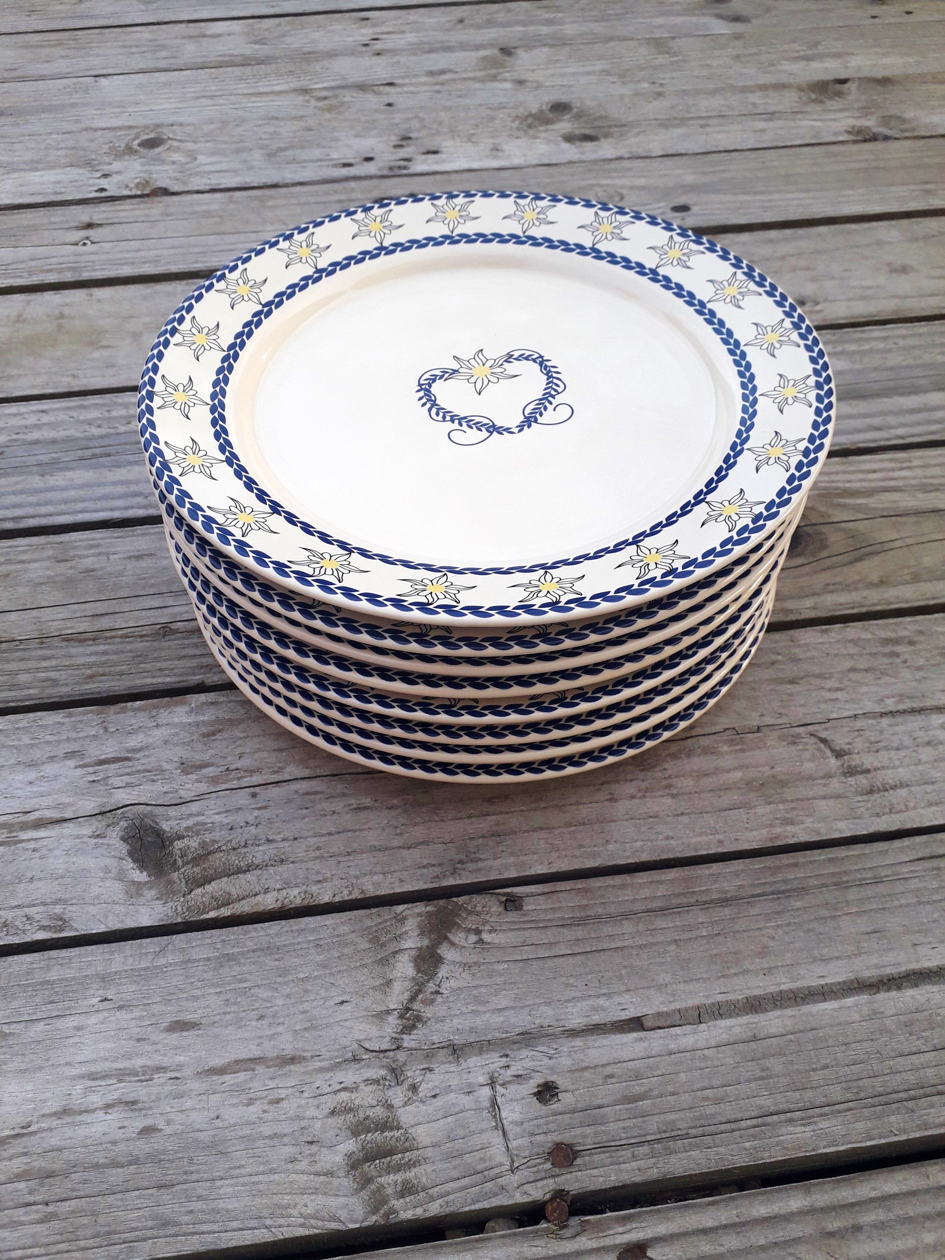 Vintage flat plates - porcelain - 8 pieces - 1970-80