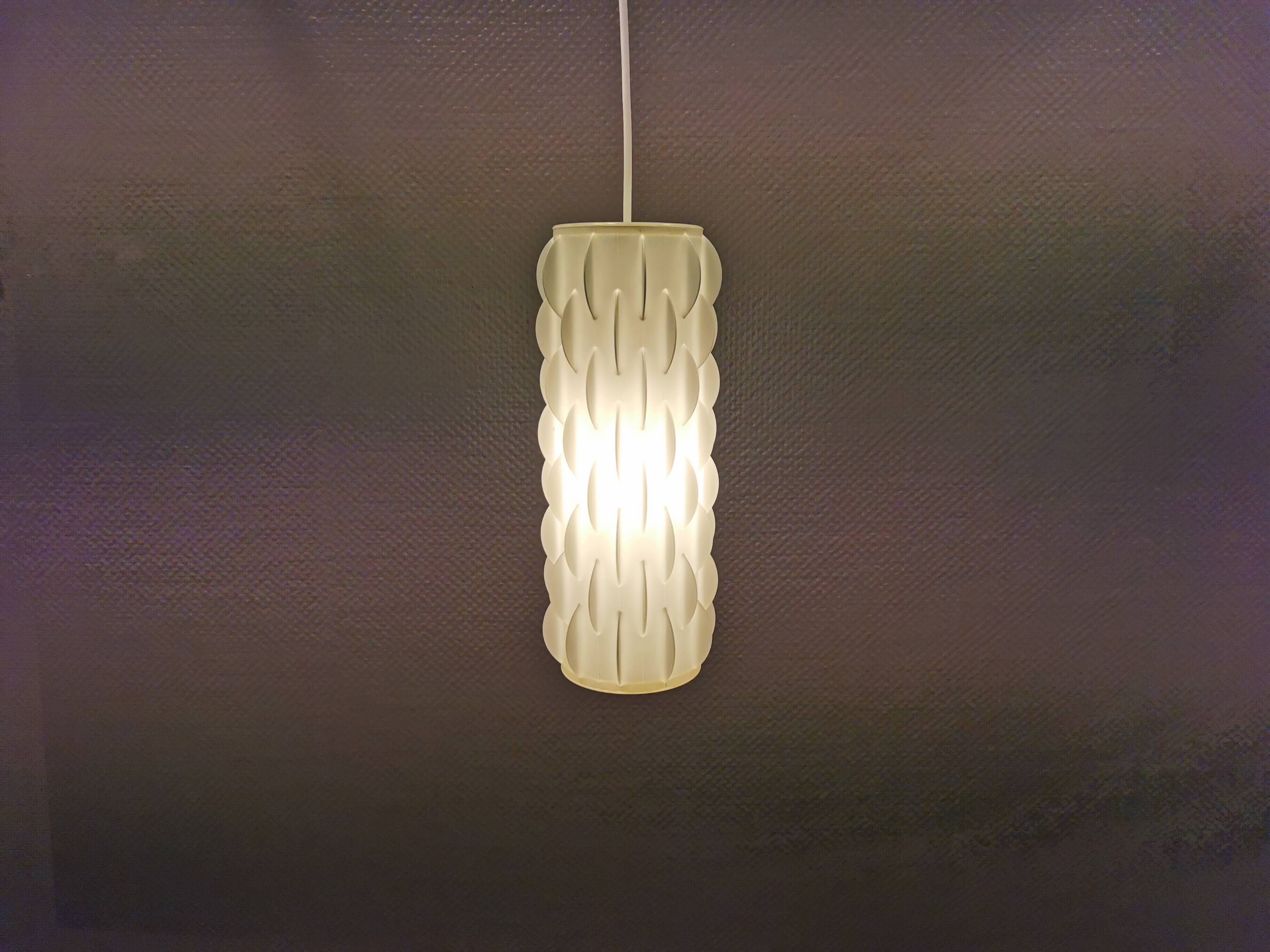Hanging lamp model Contour, designed by Lars Schiøler made by Høyrup lighting 1970s.