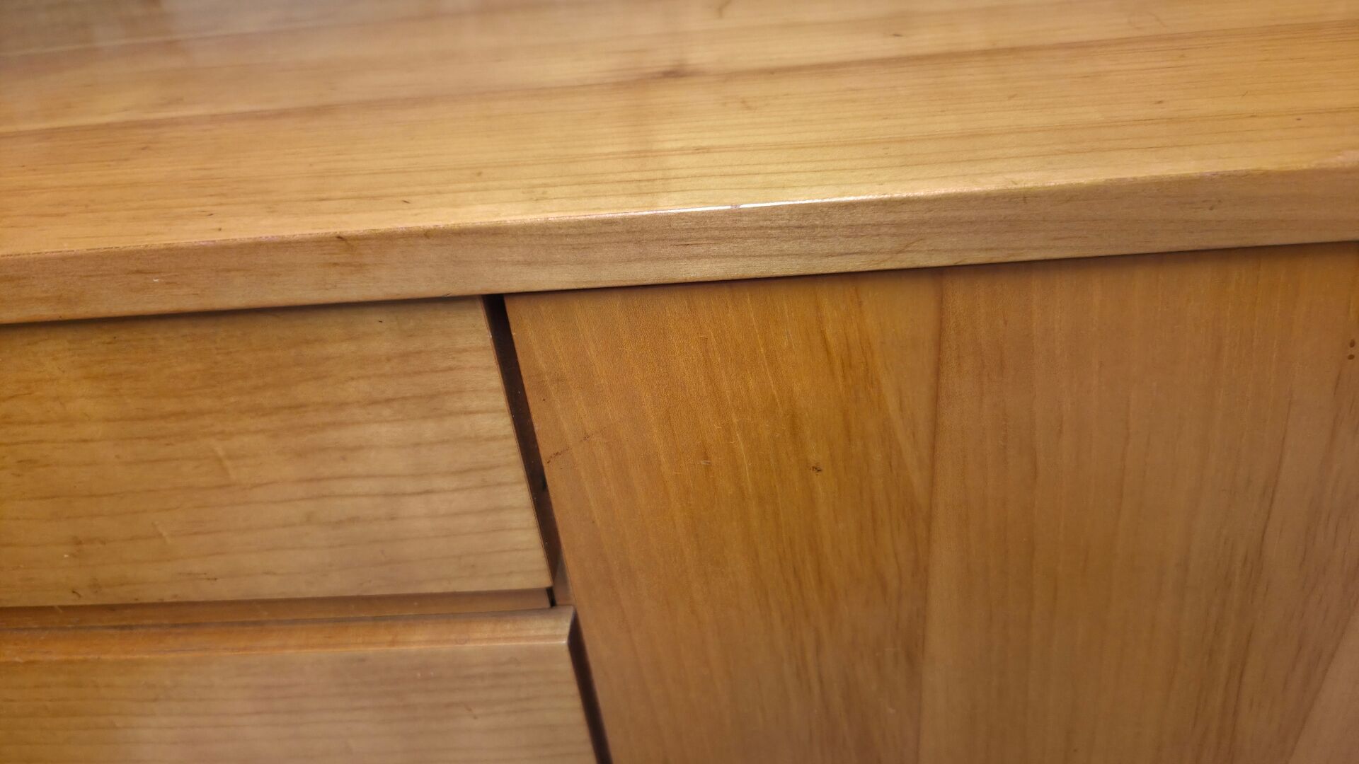 Grande enfilade vintage années 50/60 – 4 tiroirs & rangements
