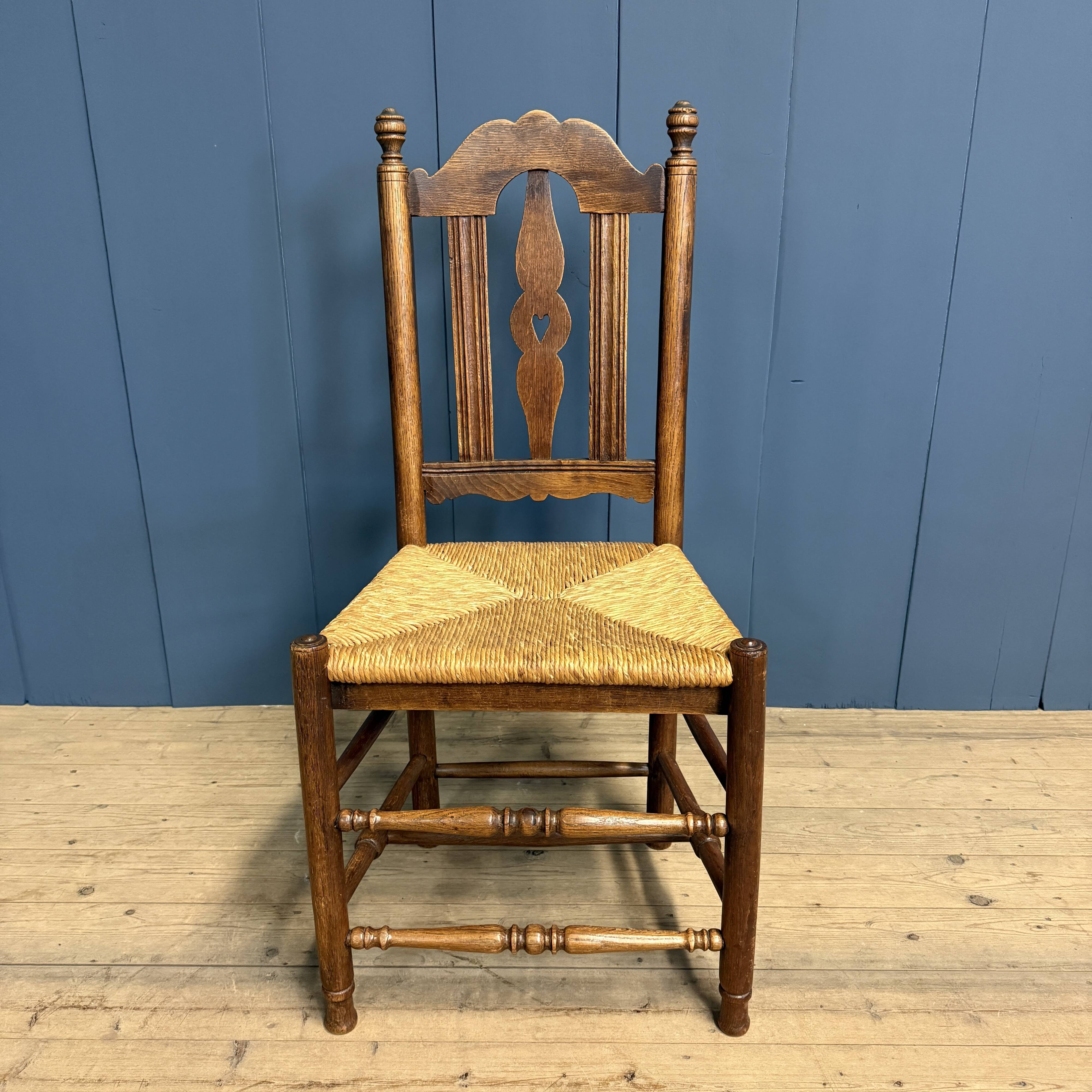 Dutch chair in oak with a straw seat