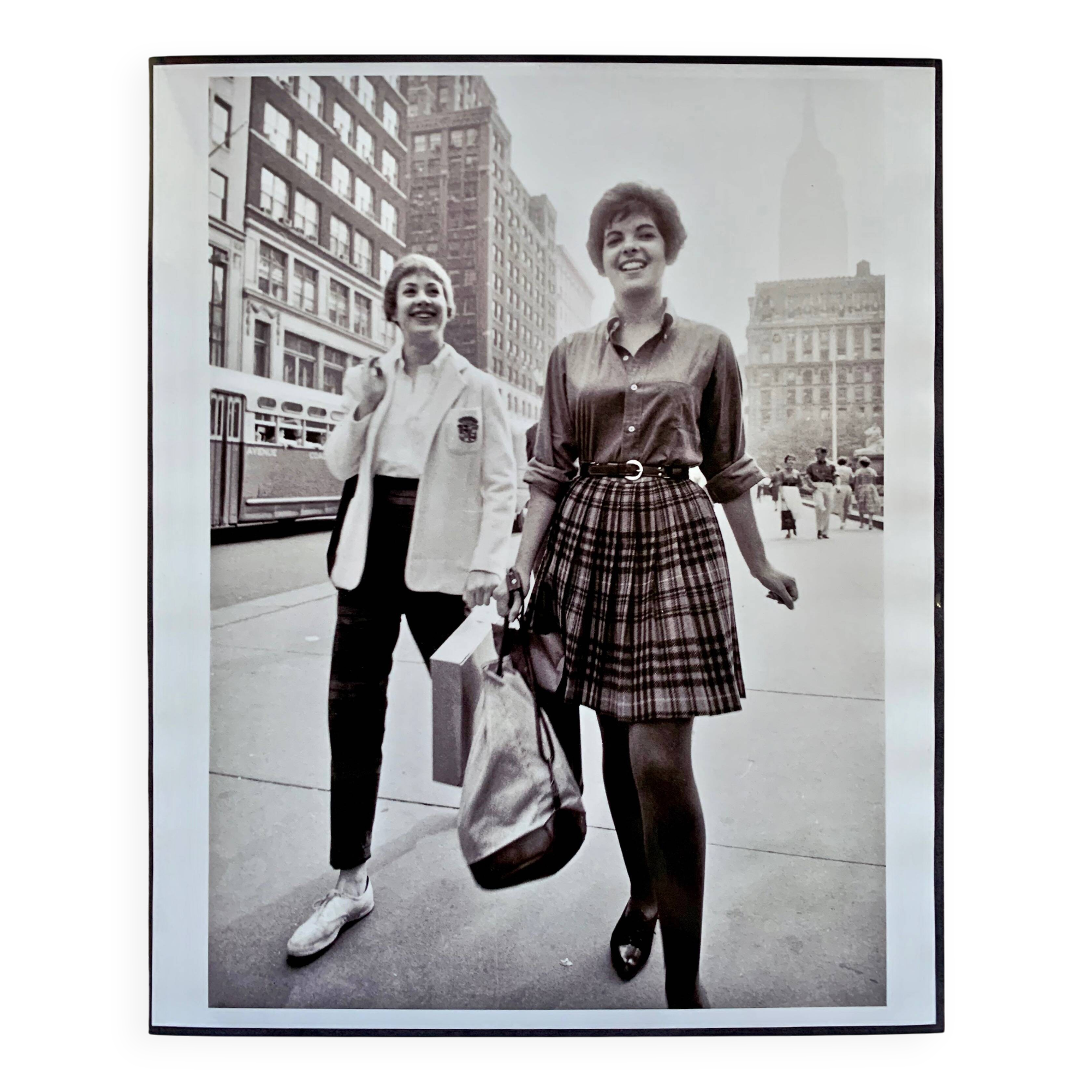 Black and White Art Photography – Angelo Rizzuto – 5th Avenue, New York