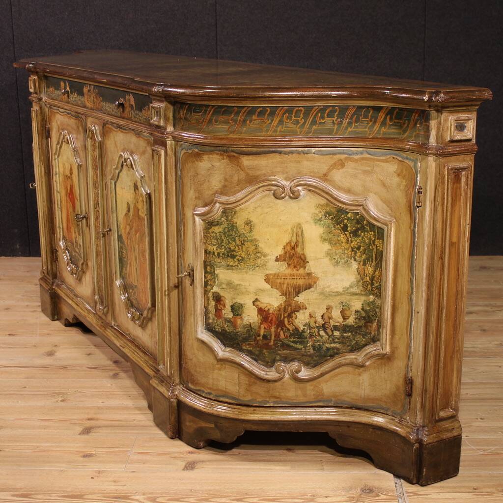 Great lacquered and painted Venetian sideboard from the 20th century