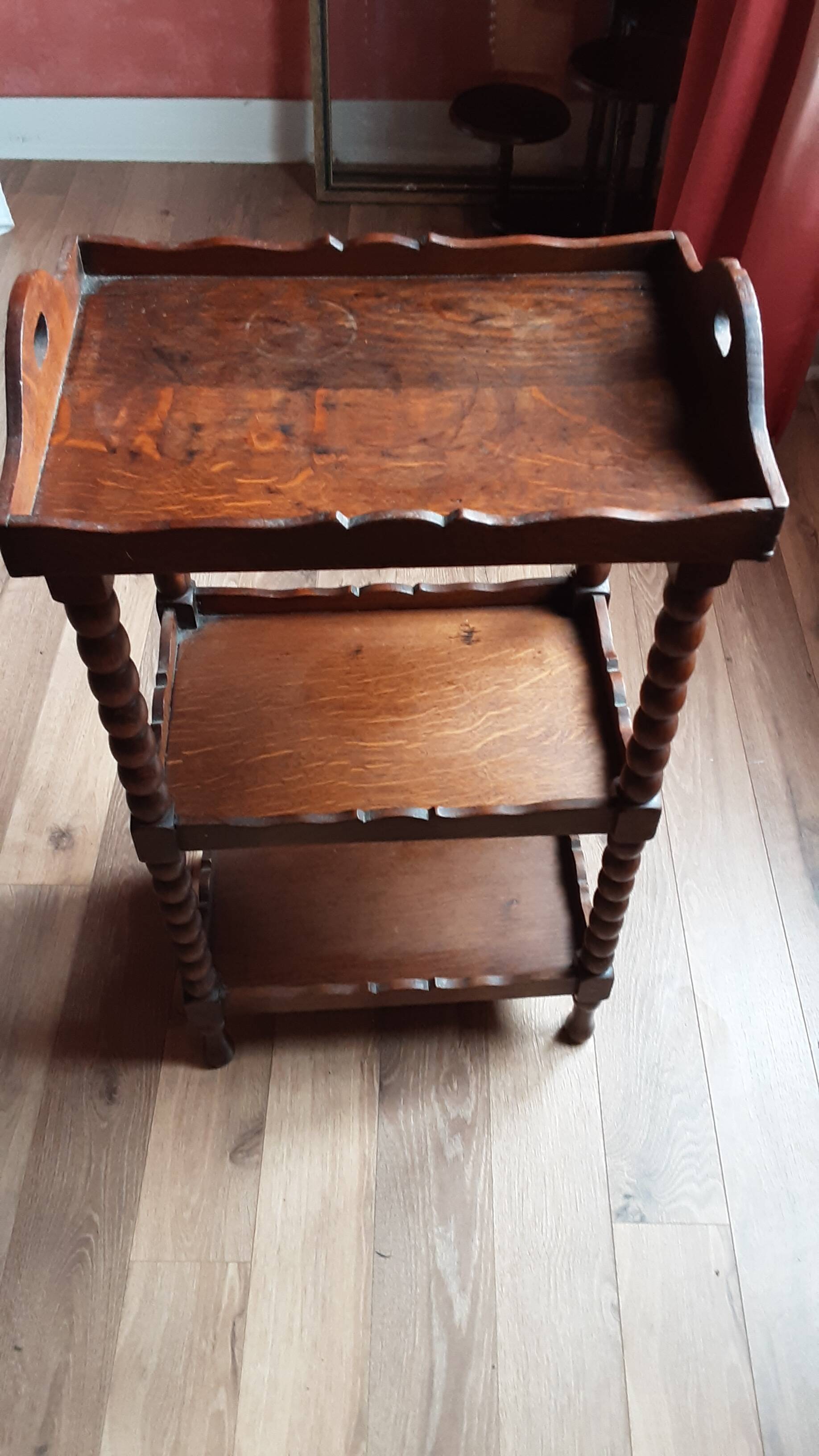 Petit meuble ancien 3 niveaux en bois