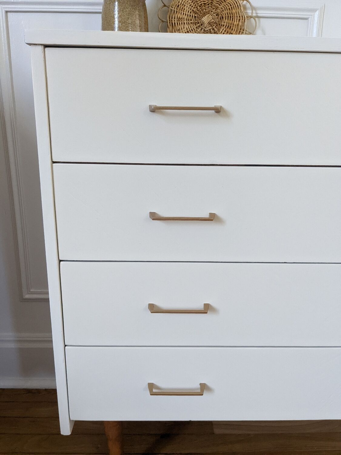 Vintage chest of drawers