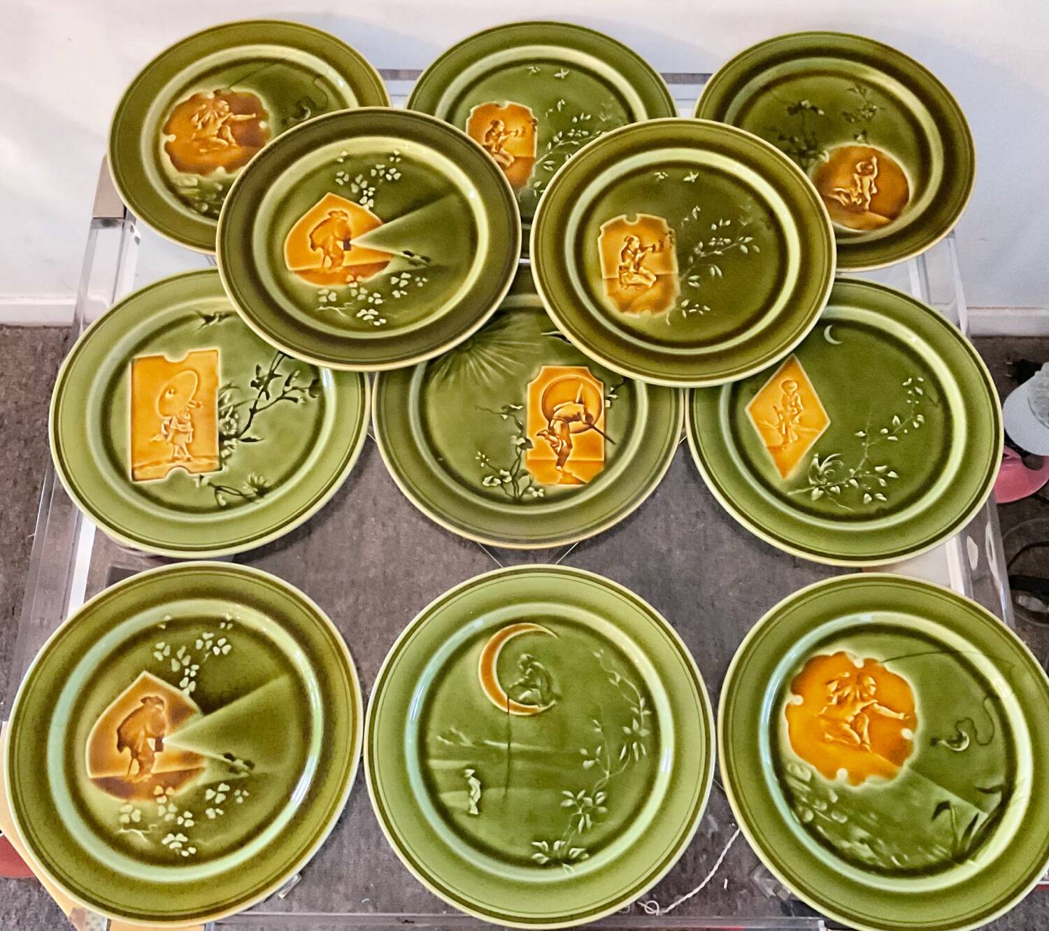 Series of 10 Choisy le Roi slip plates