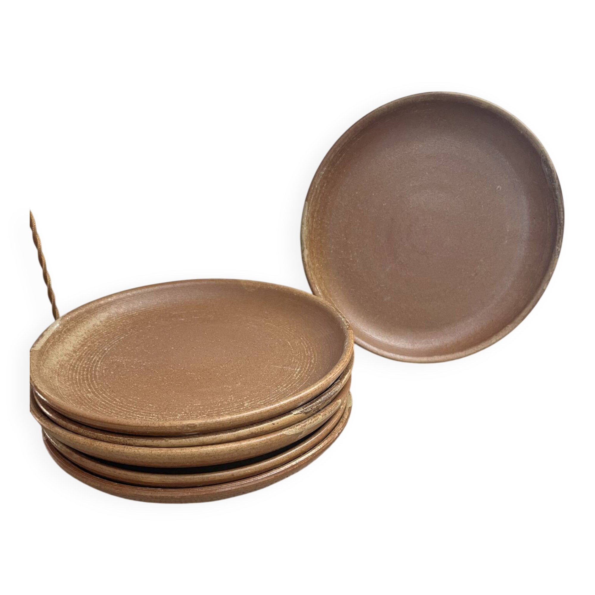 6 flat plates in stoneware