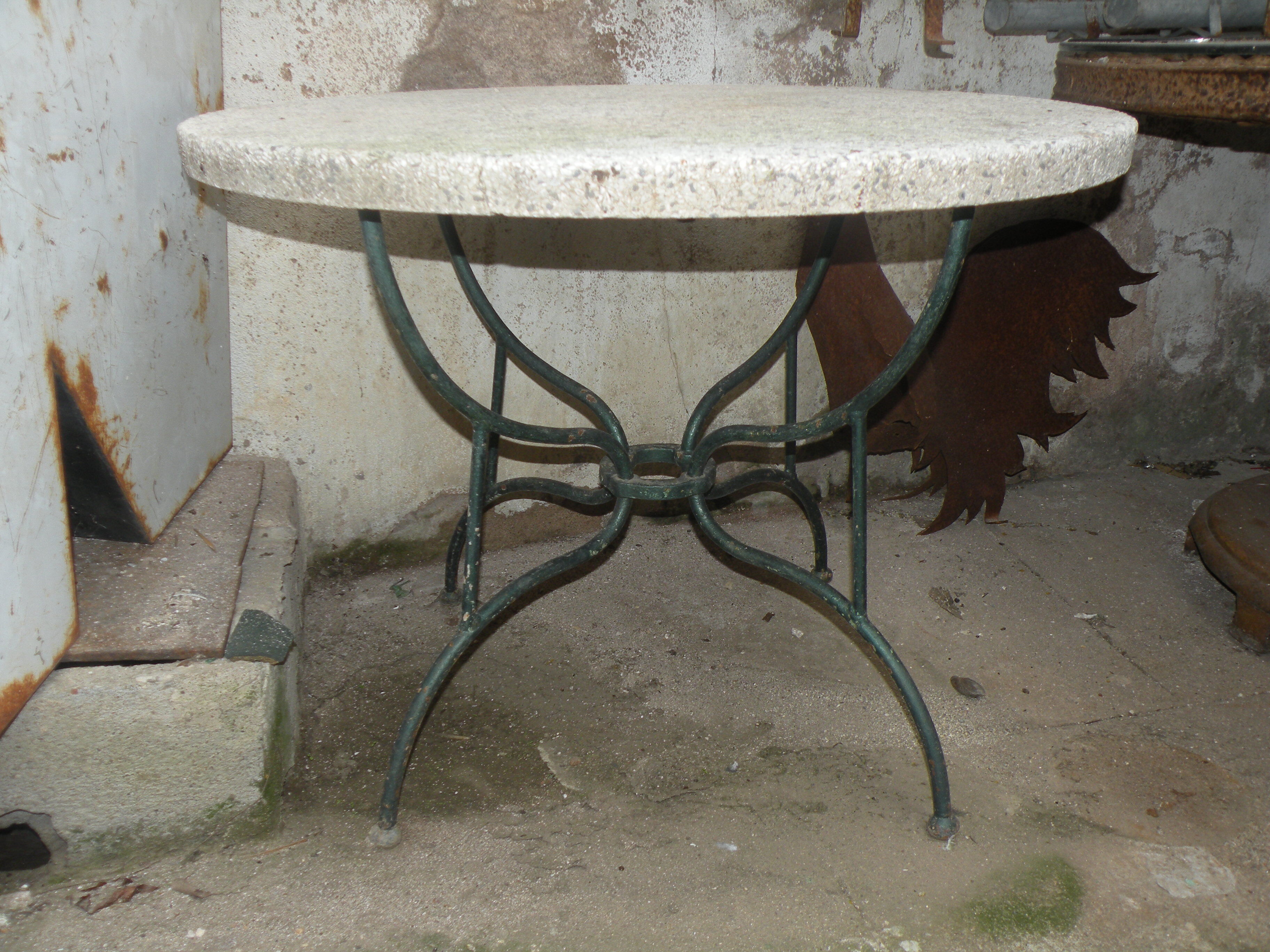Outdoor round table, garden year 1950