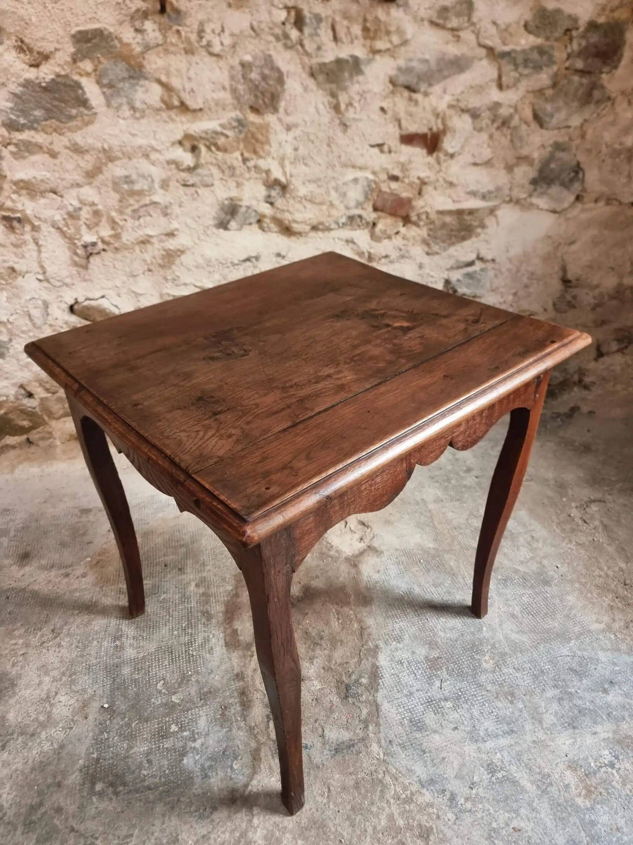 Antique oak side table, provincial writing table from the 18th century, Louis XV style.