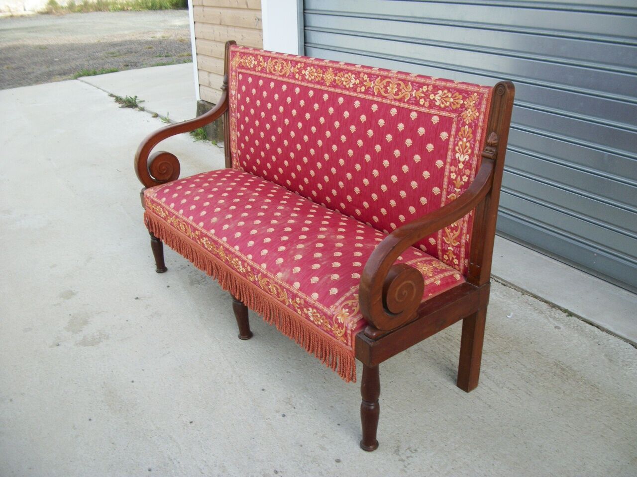 Directoire sofa