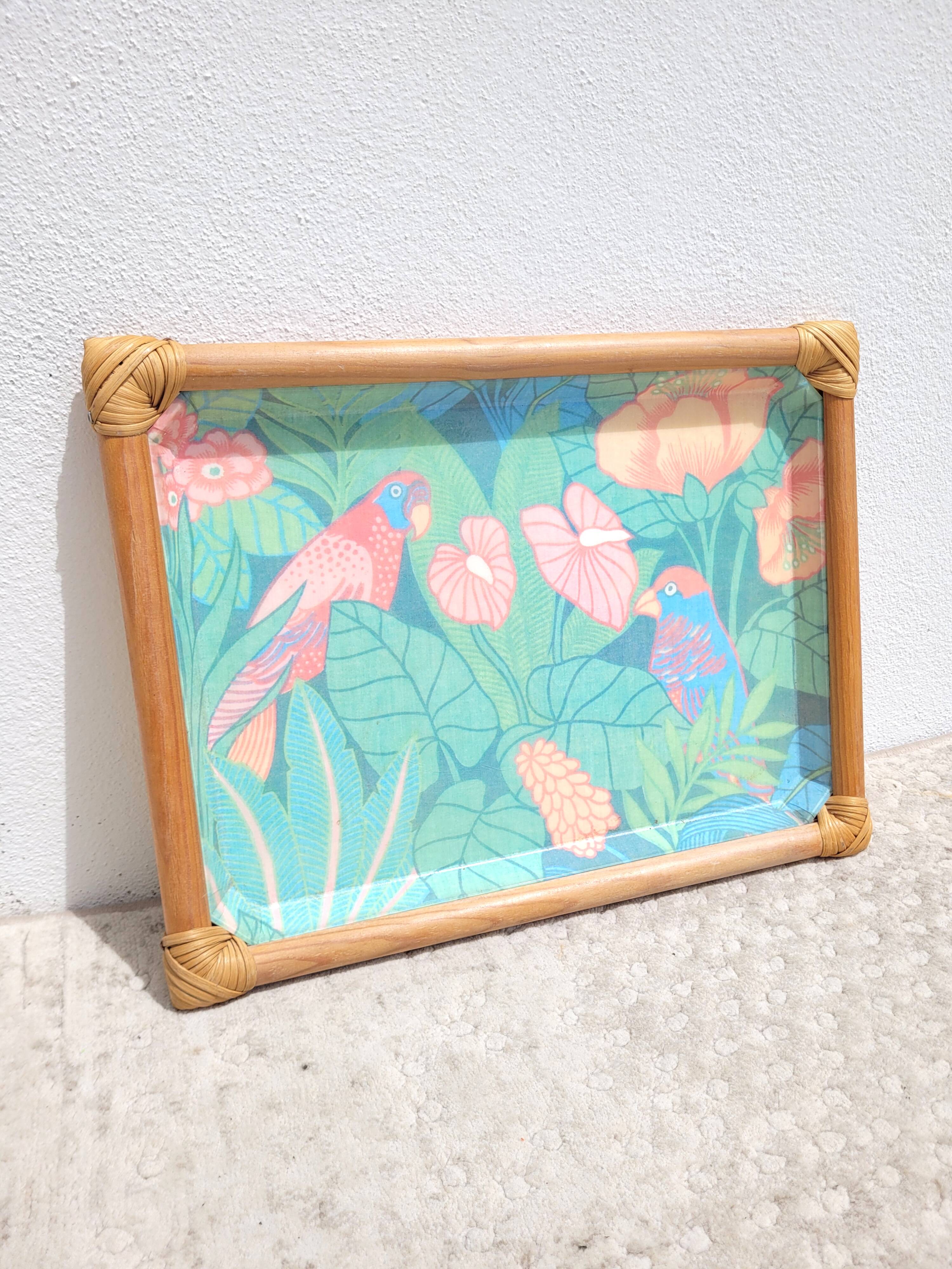 Rattan and fiber bird serving tray