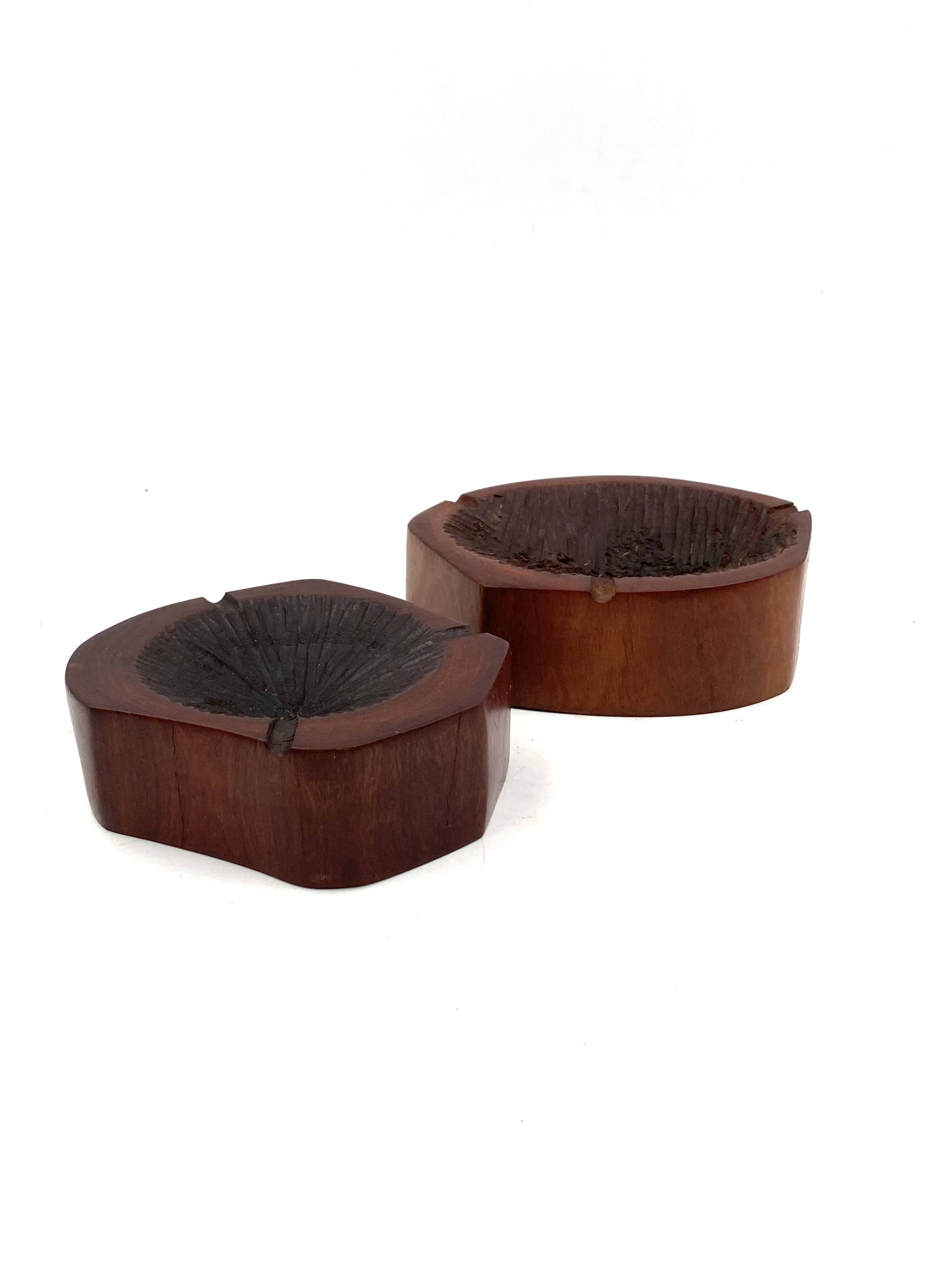 Organic modern set of 2 wood ashtrays, France 1970s