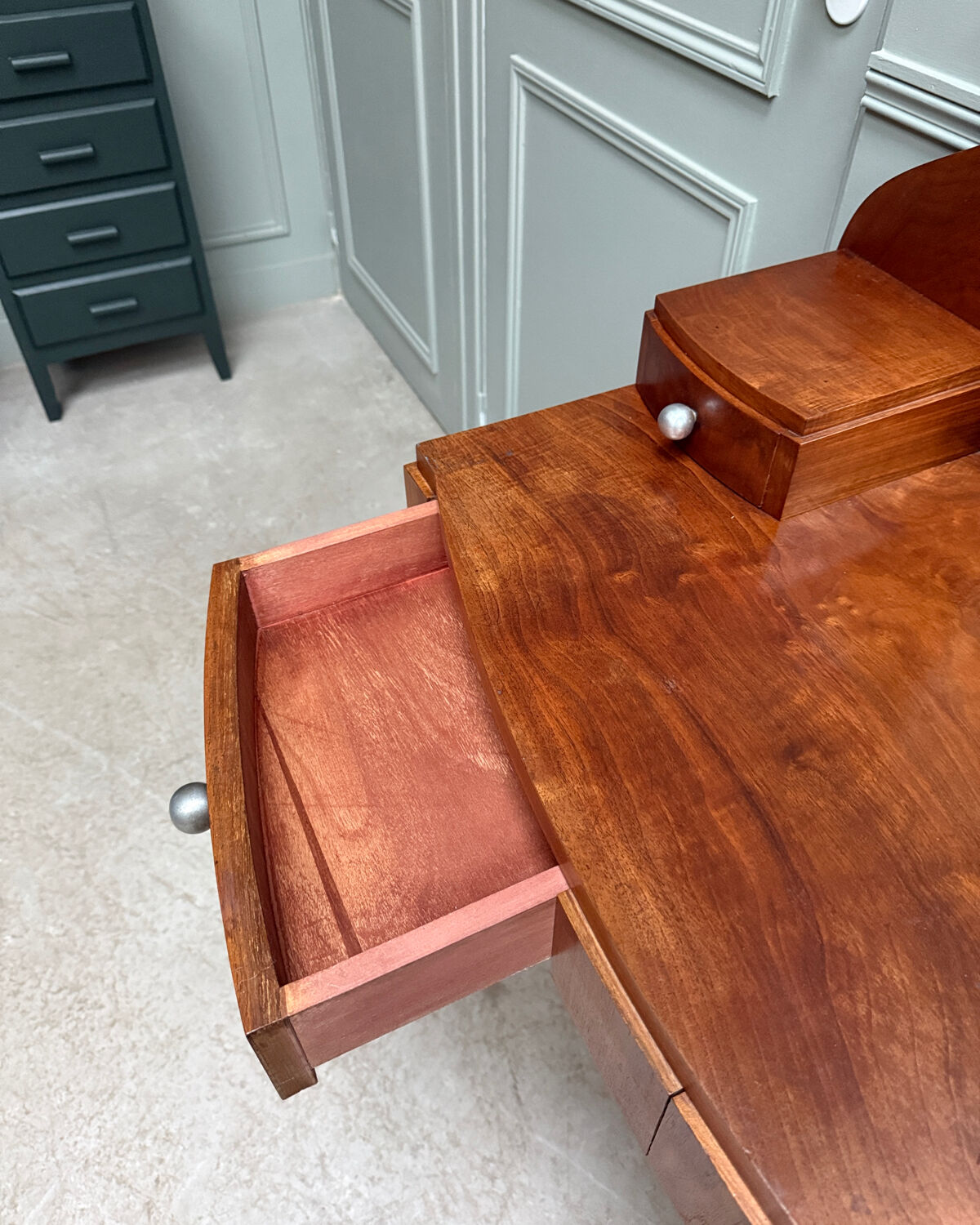 Art Deco dresser (renovated)