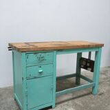 Counter desk established mint