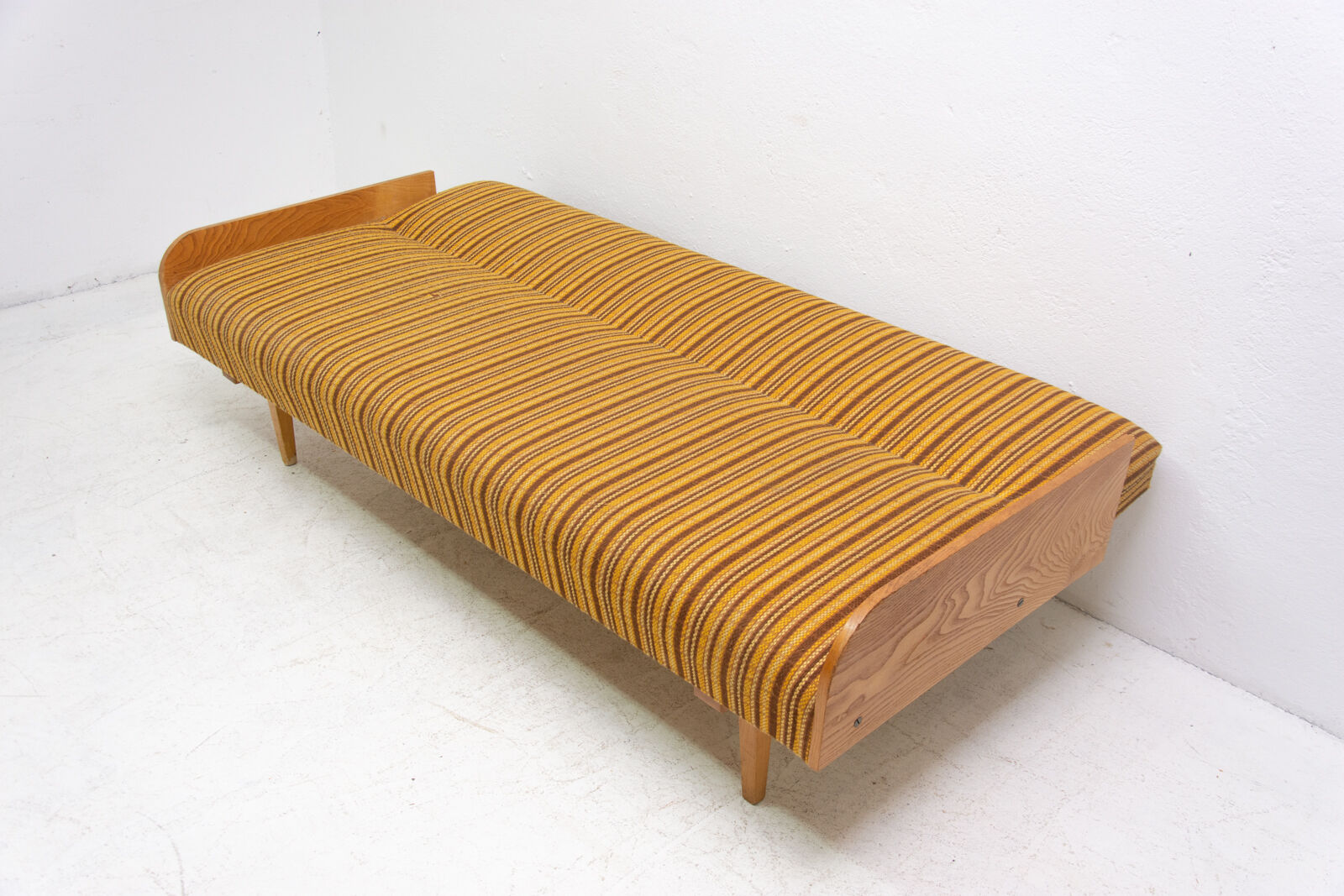 Canapé pliant du milieu du siècle, années 1960, Tchécoslovaquie