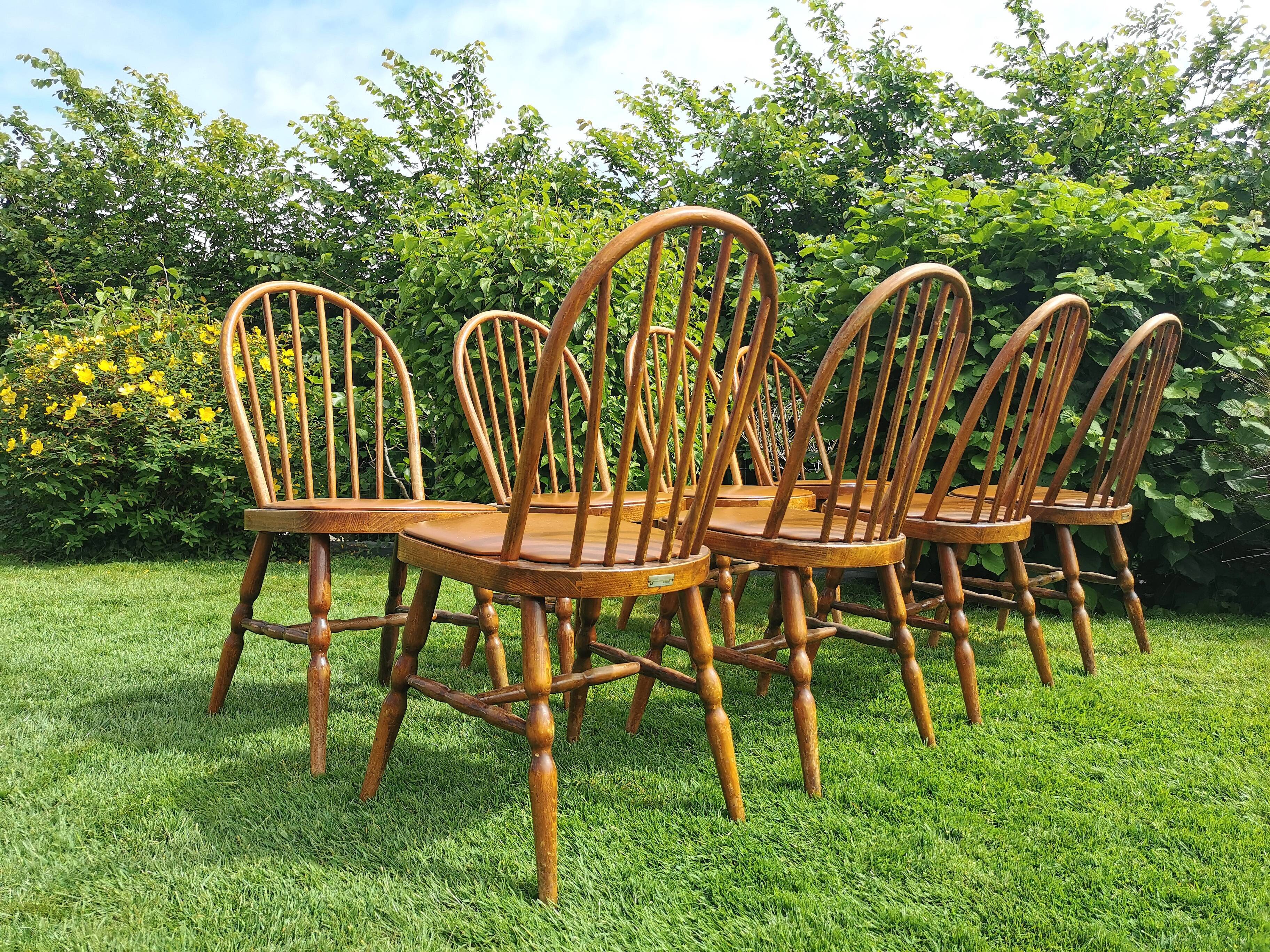 Set of 8 Baumann bistro chairs