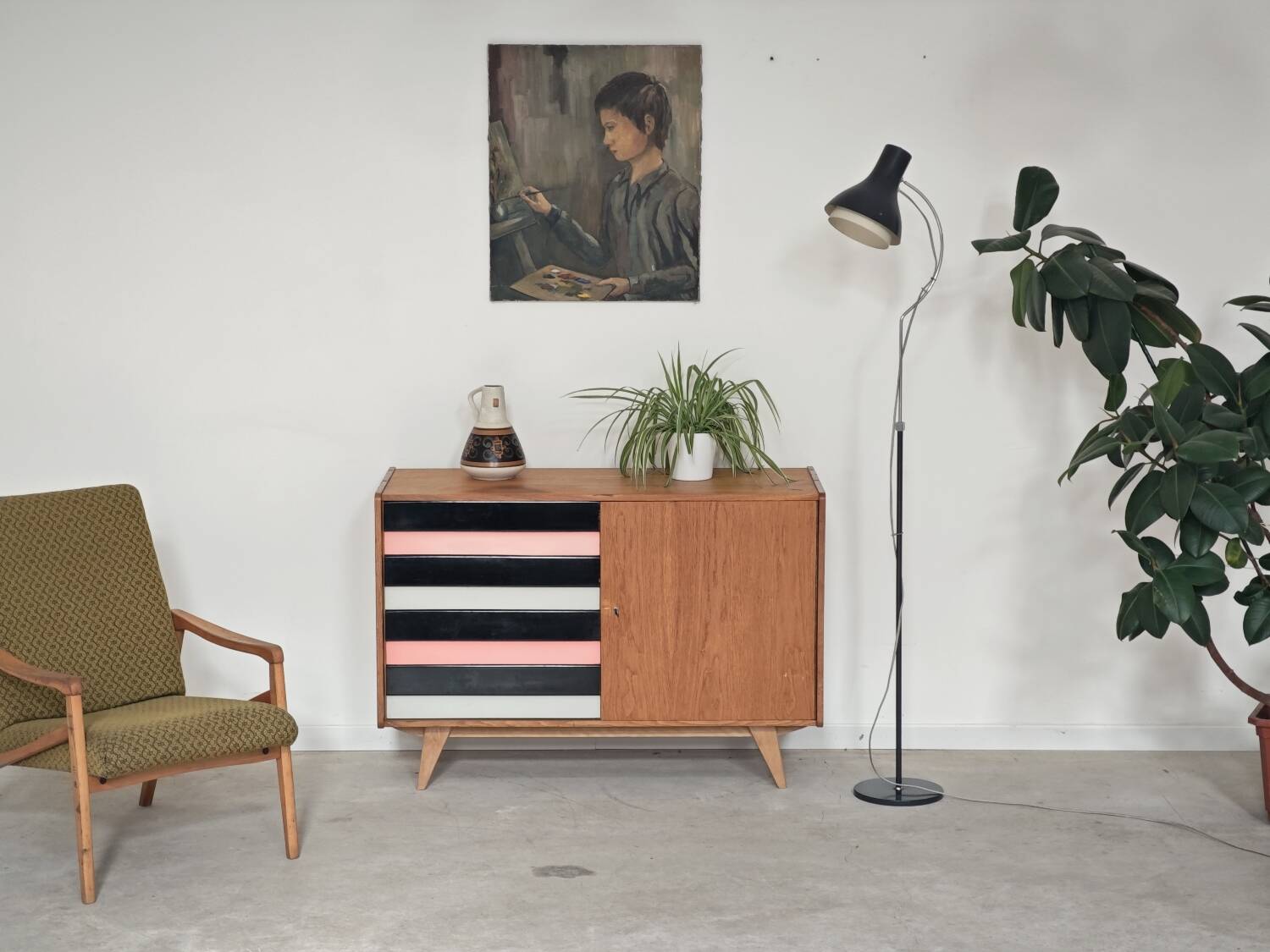 U 458 pink and grey sideboard by Jiri Jiroutek for Interier Praha 1960