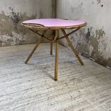 Table basse vintage en rotin rose