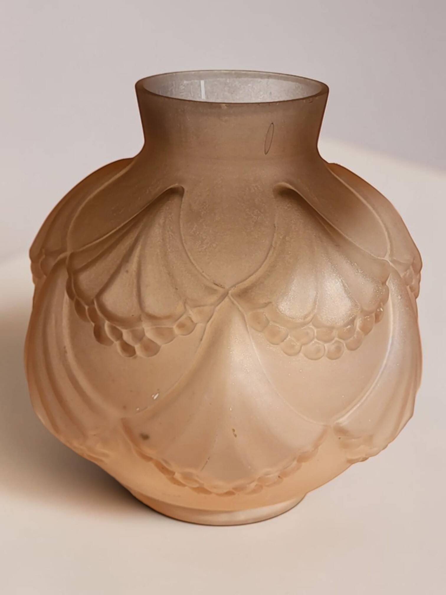 Vase Art Déco en verre 1930