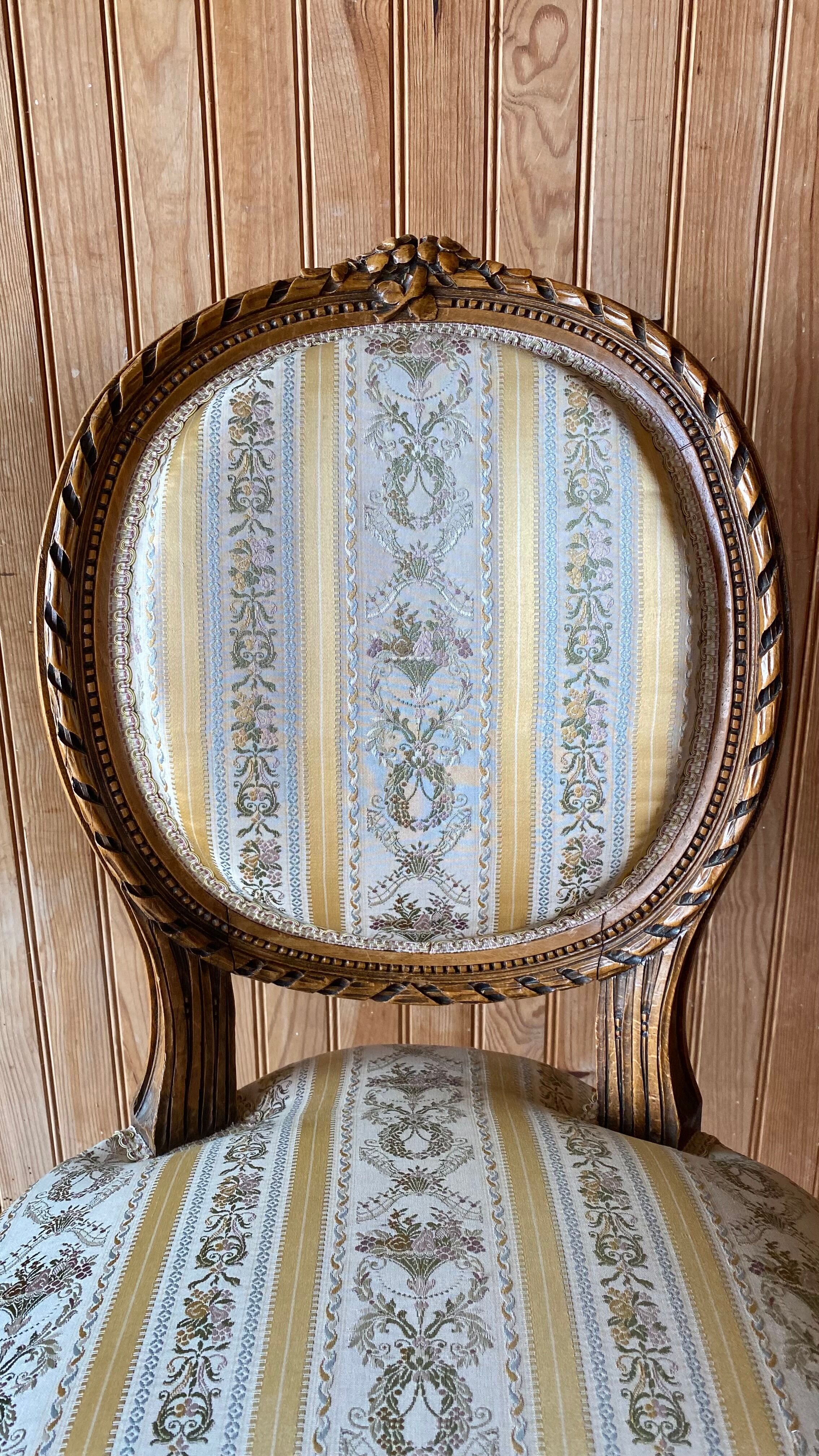 Salon soie et bois style Louis XV