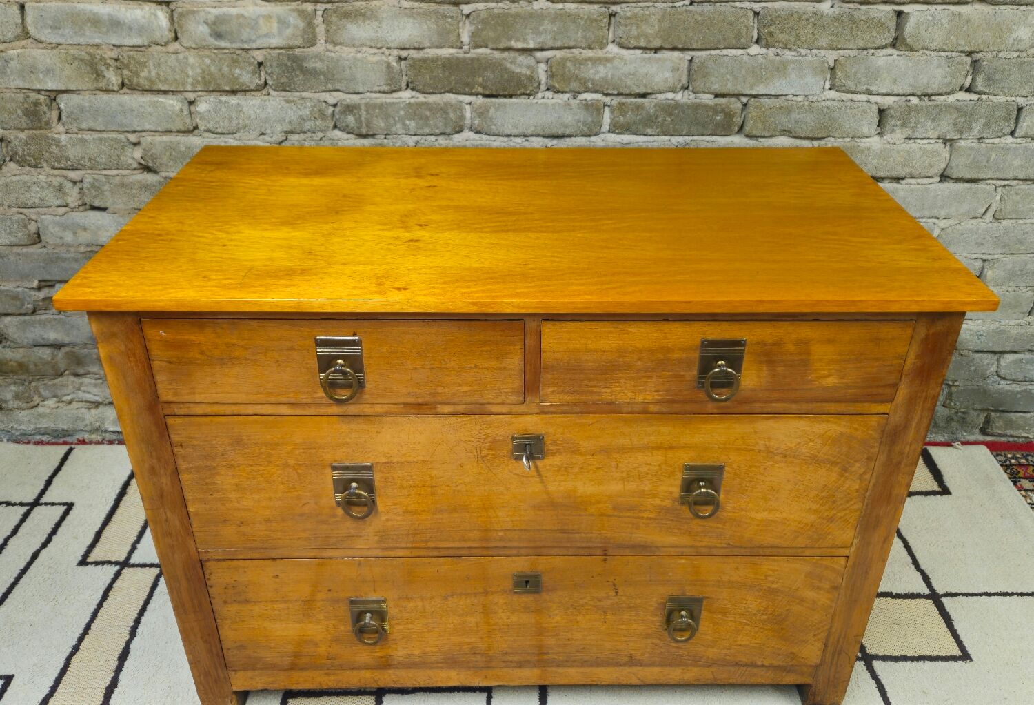Solid walnut chest of drawers from the 1960s.