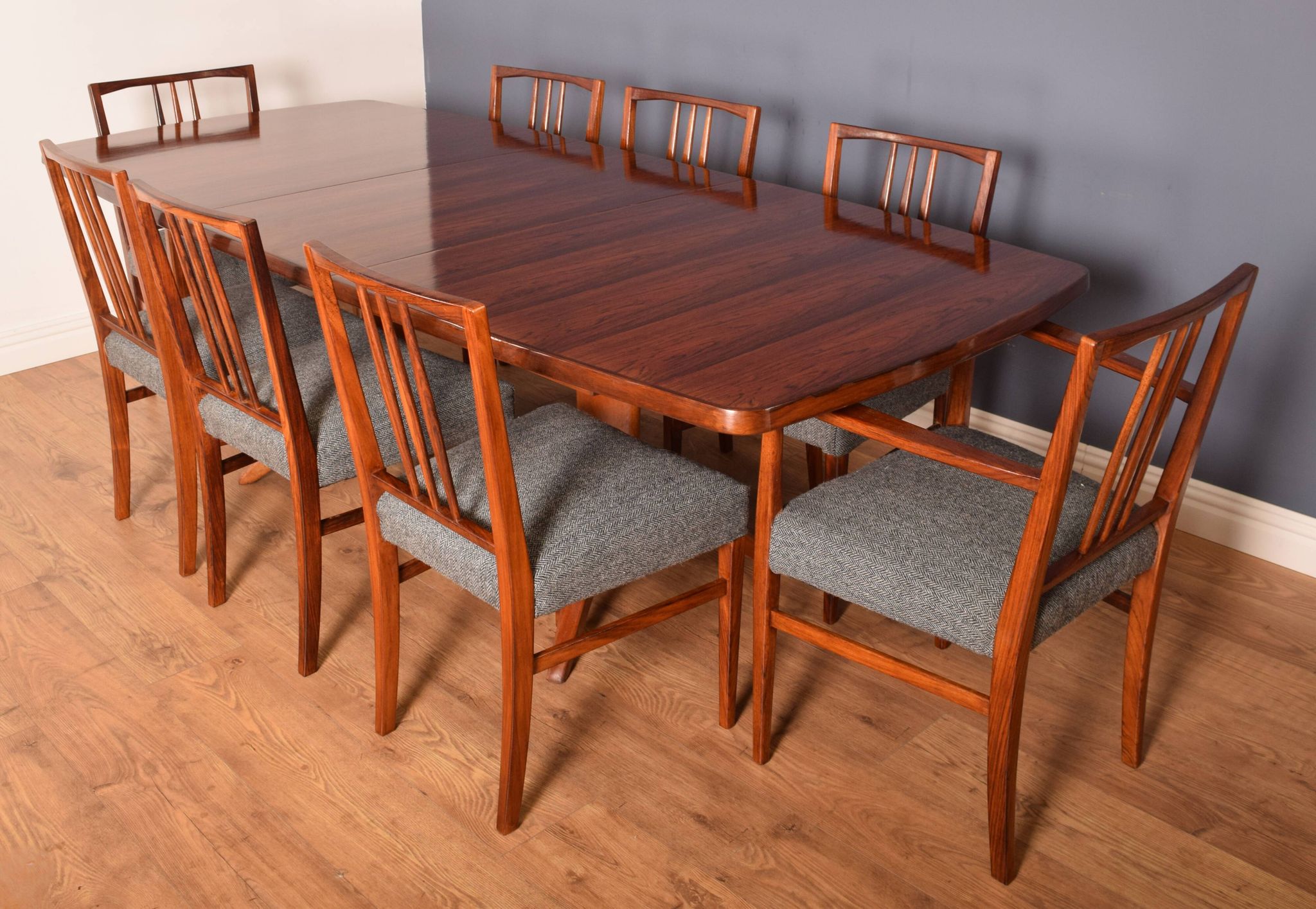 Dining table and 8 chairs