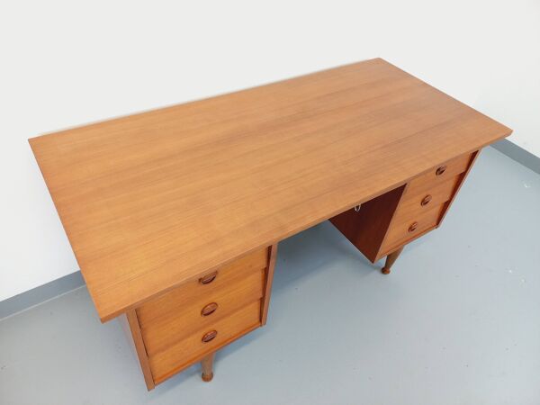 Bureau de direction style scandinave vintage en teck des années 60
