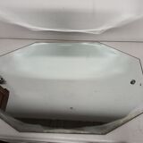 Bevelled mirror