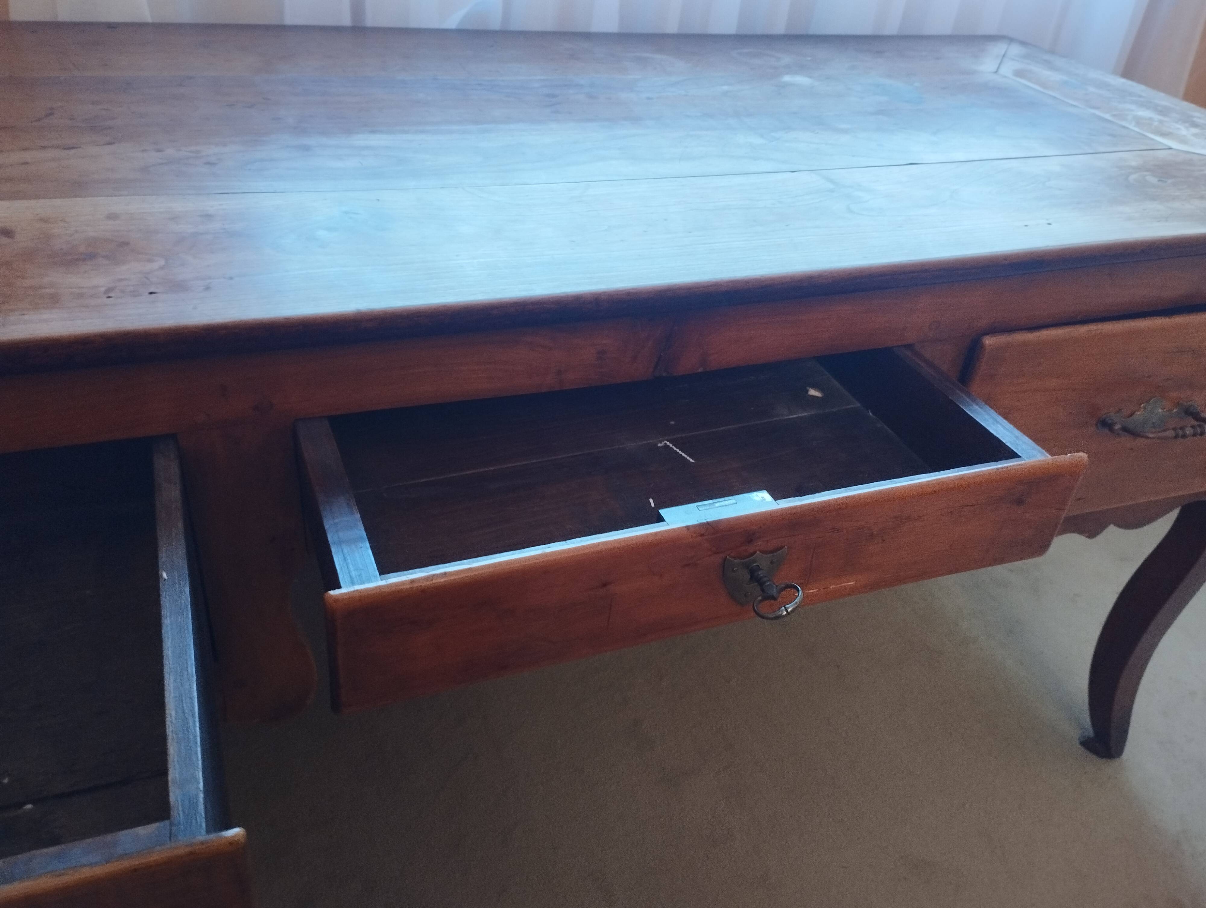 Large Louis XV mid-century desk in solid walnut.