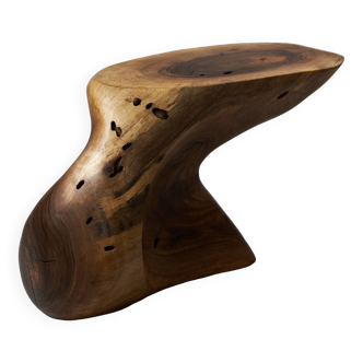 Table d'appoint sculpturale en bois massif, design contemporain original