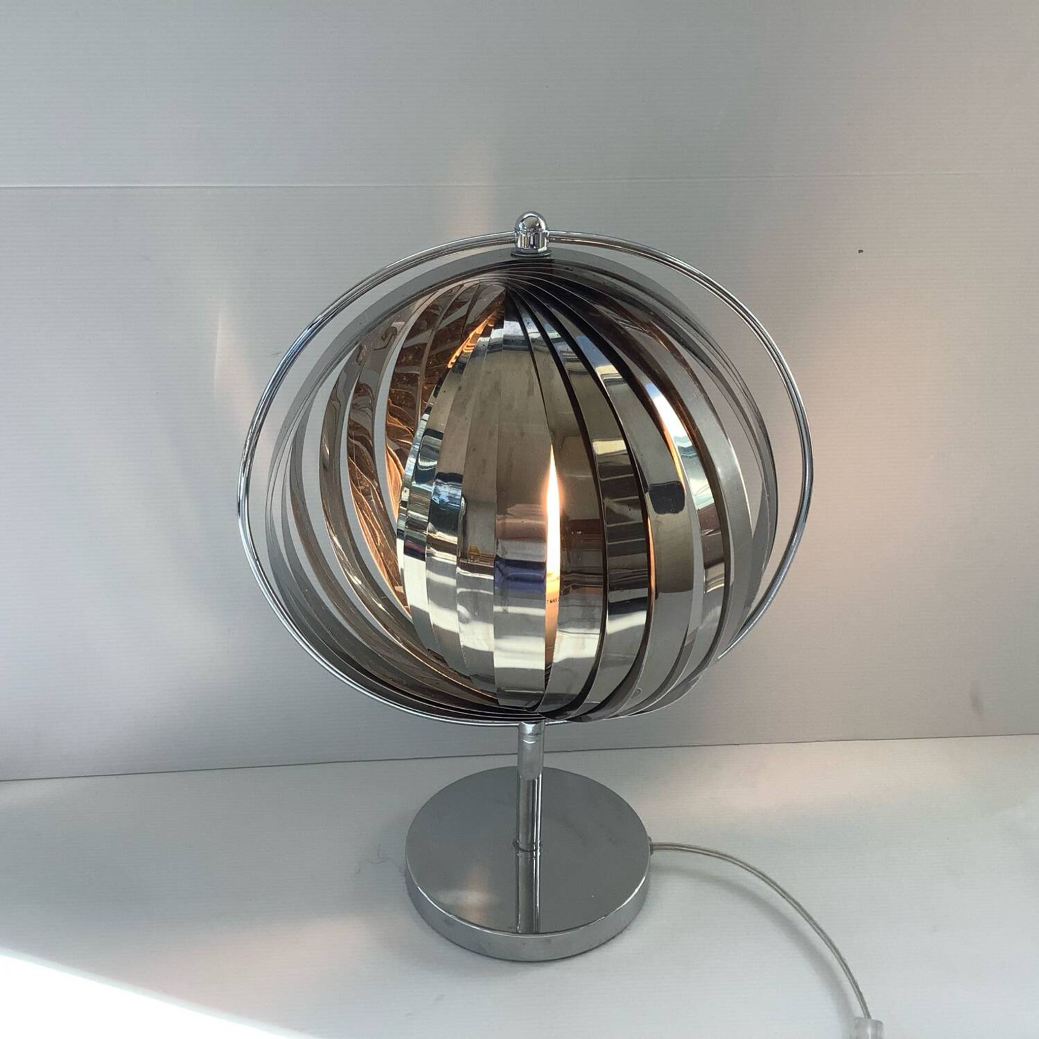 Moon Kare Designer Lamp 80’s Chrome Vintage Inspiration Vernon Panton