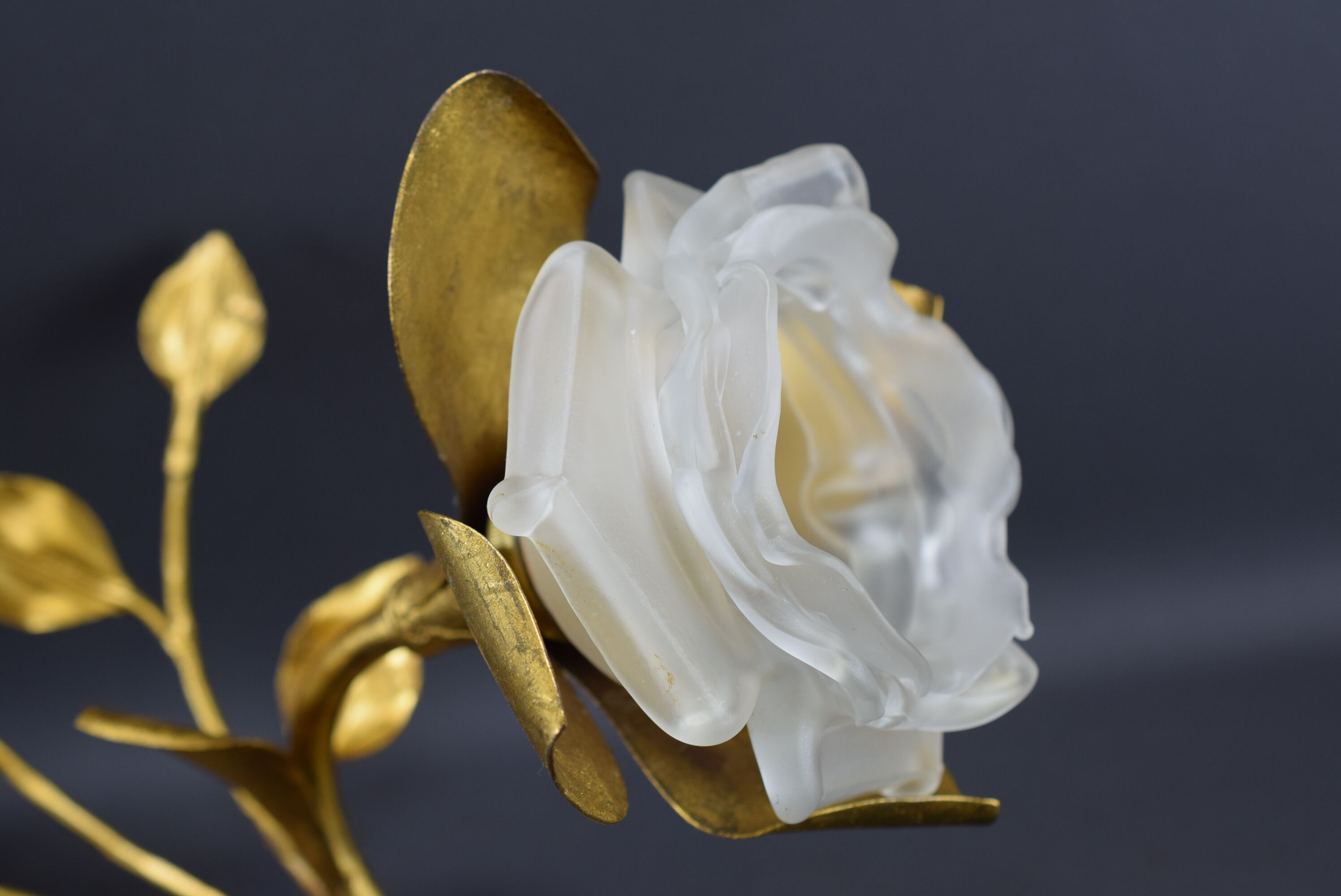 Wall lamp gold vintage pink