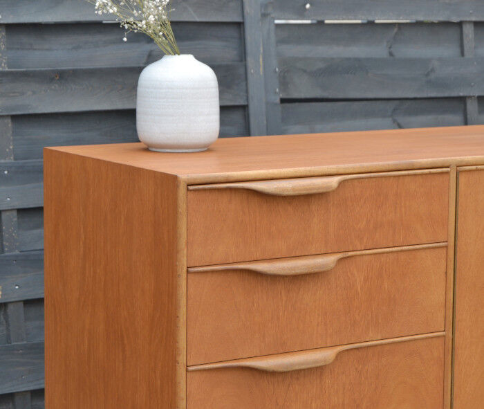 Enfilade par McIntosh * 152 cm