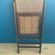 Chaise vintage avec estampille fabricant