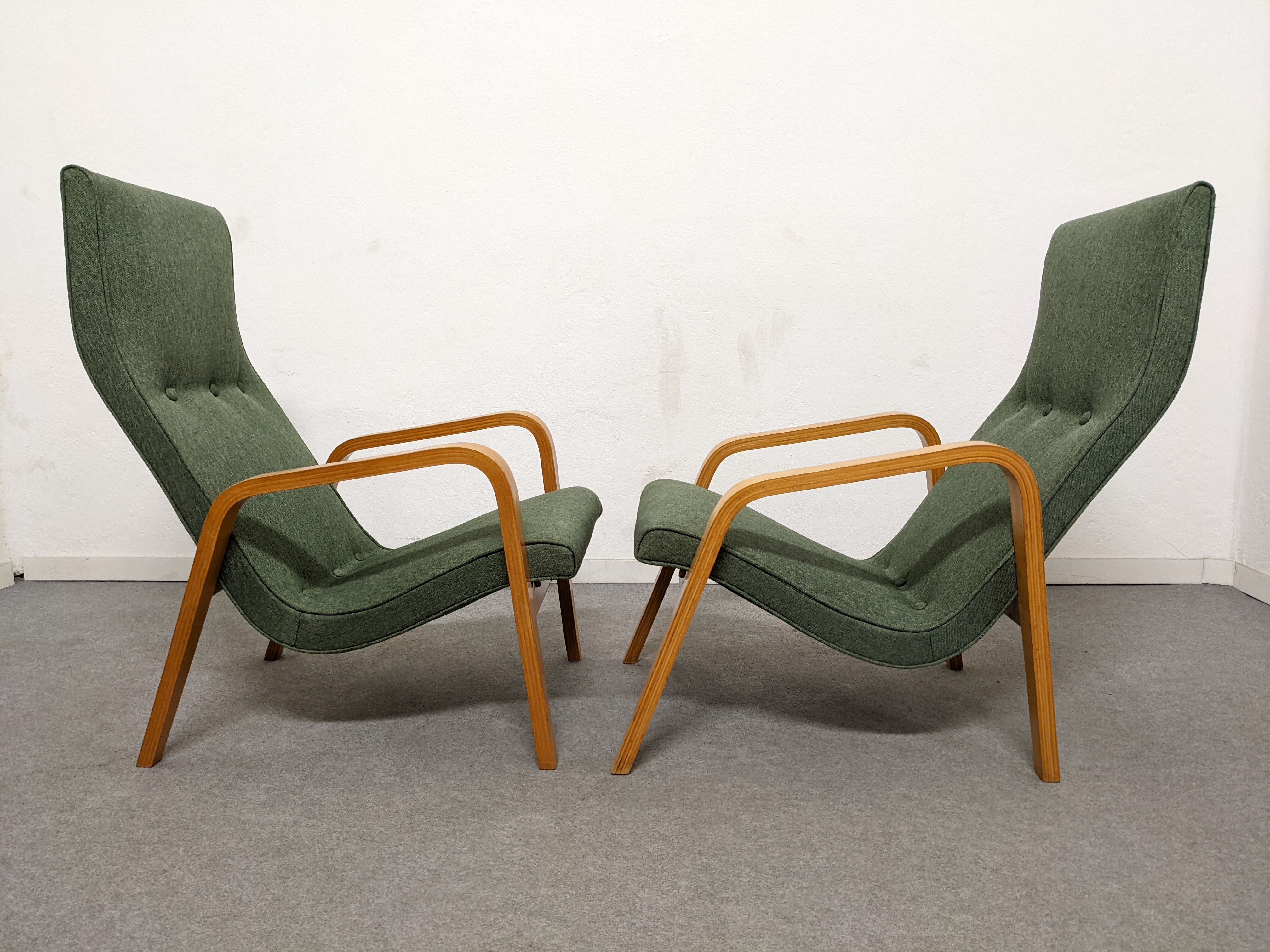 Paire de fauteuils en bois courbé des années 50/60