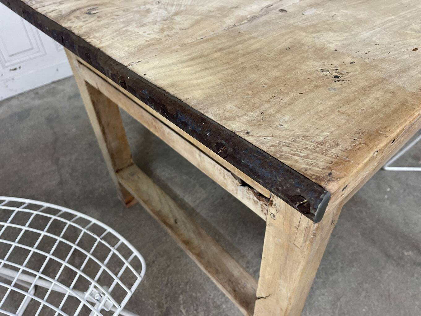 Work table from 1880 with drawers