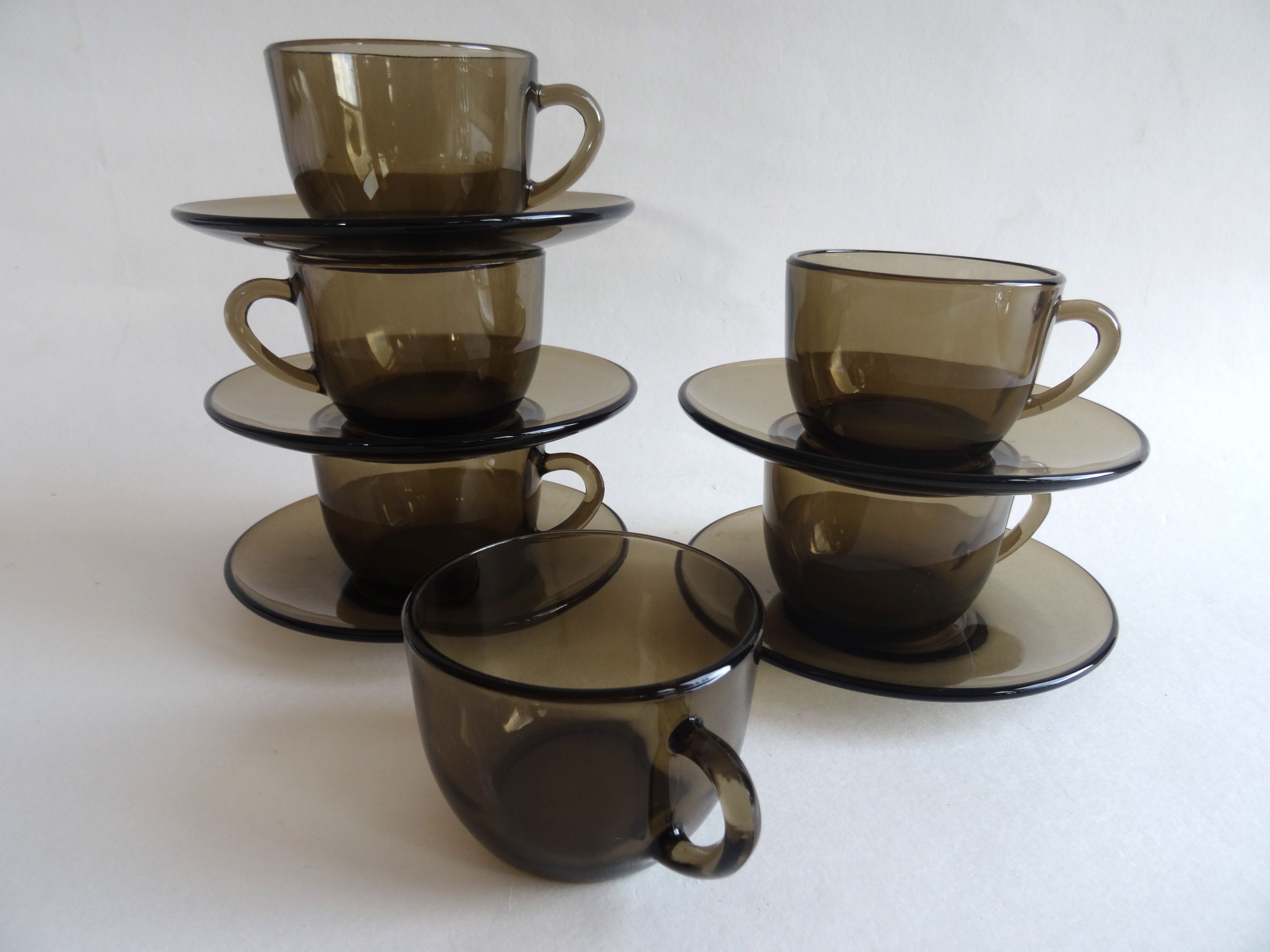 Brown Vereco coffee cups