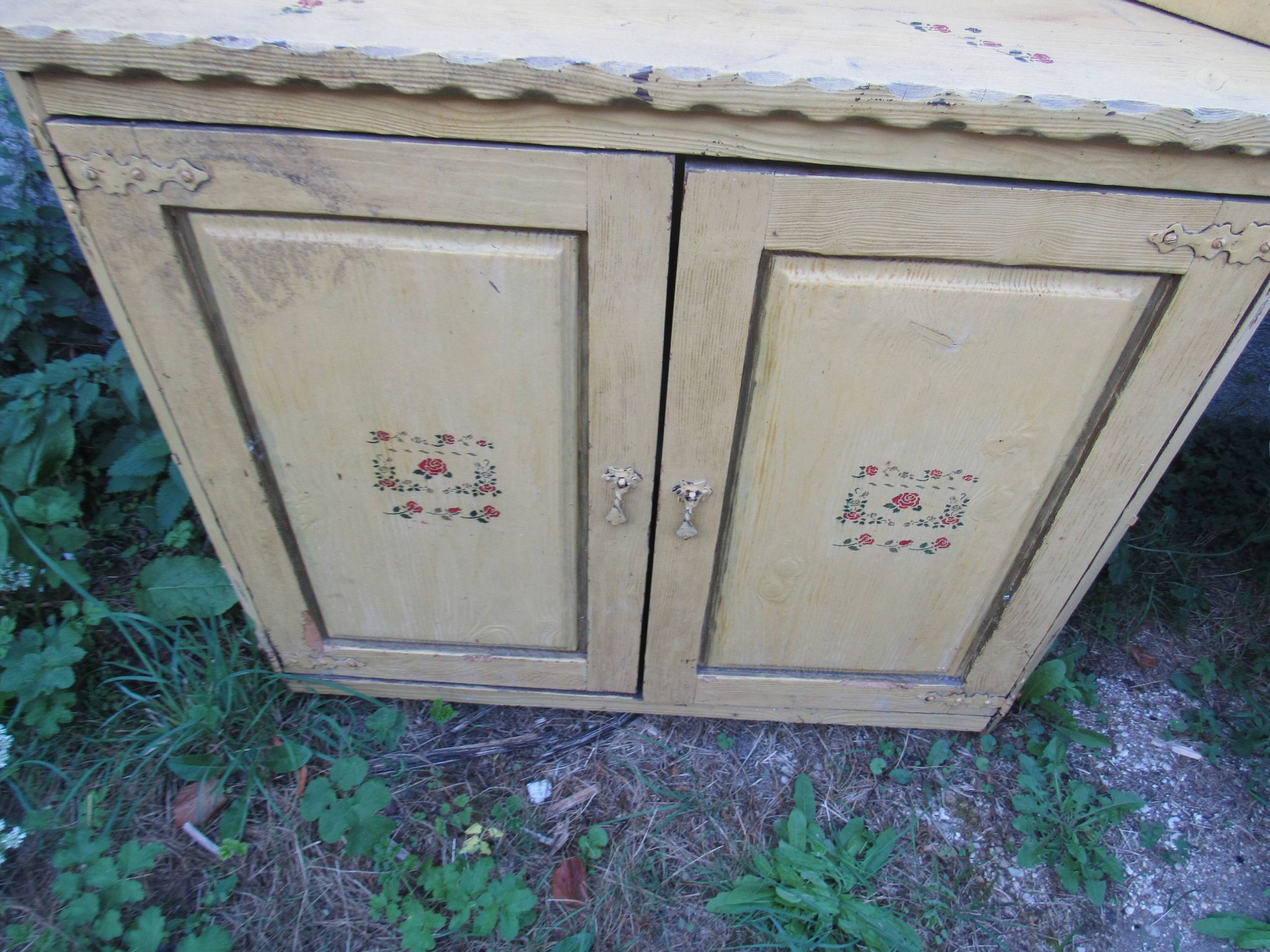 Corner buffet