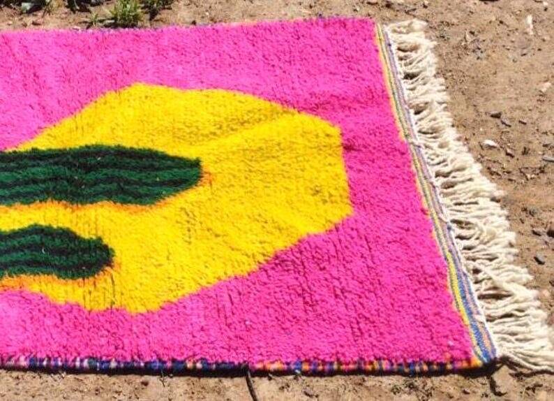 Handcrafted Beni Ouraine rug, size 100 x 200 cm