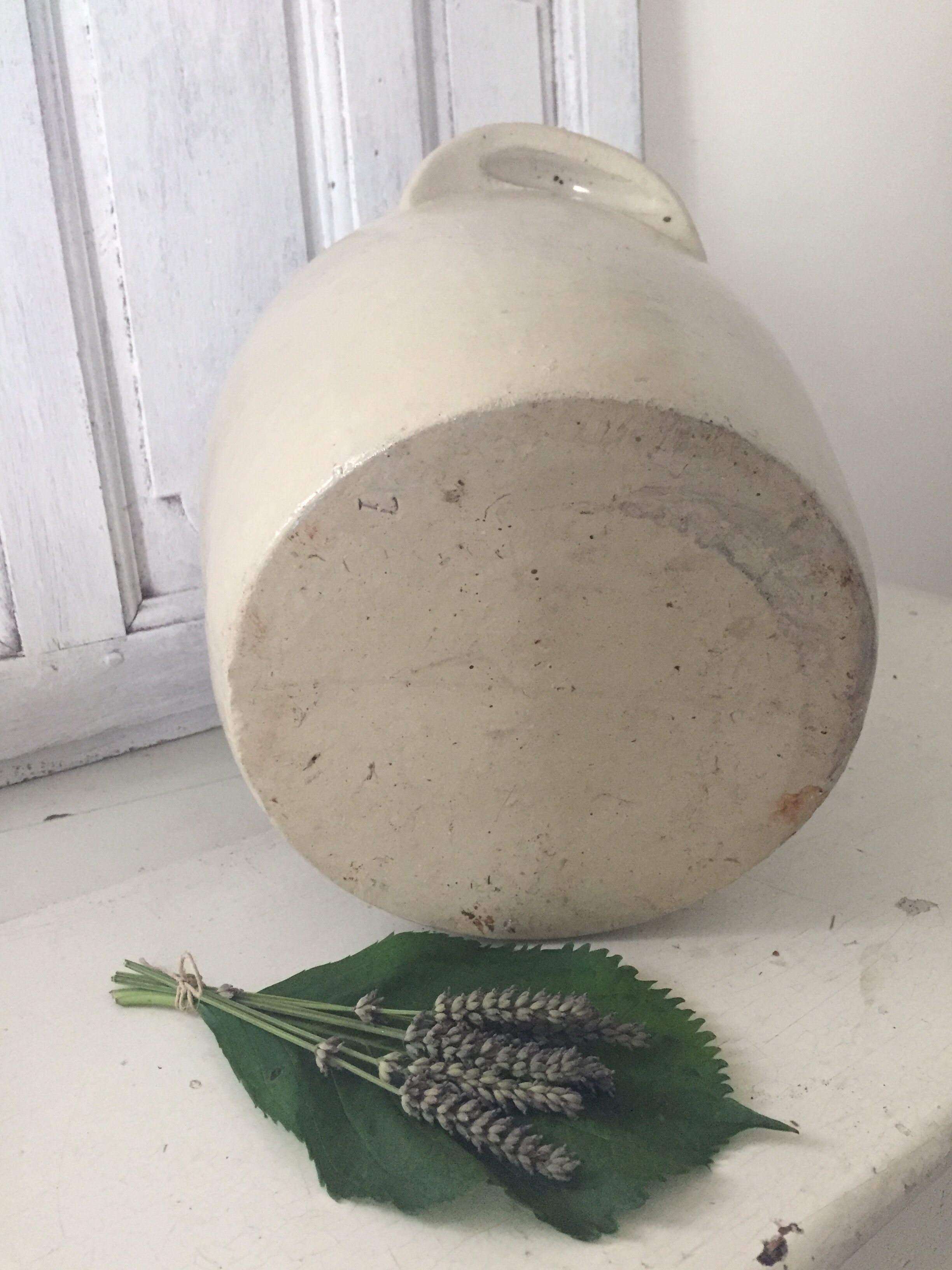 Sandstone pot