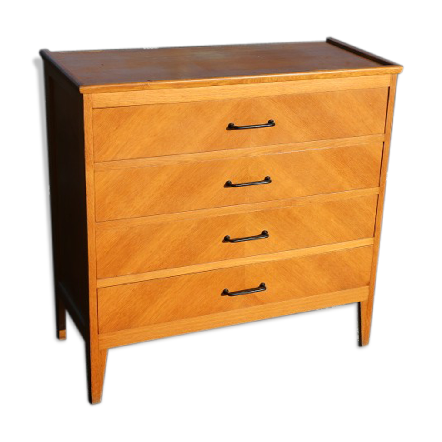 Dresser 1950